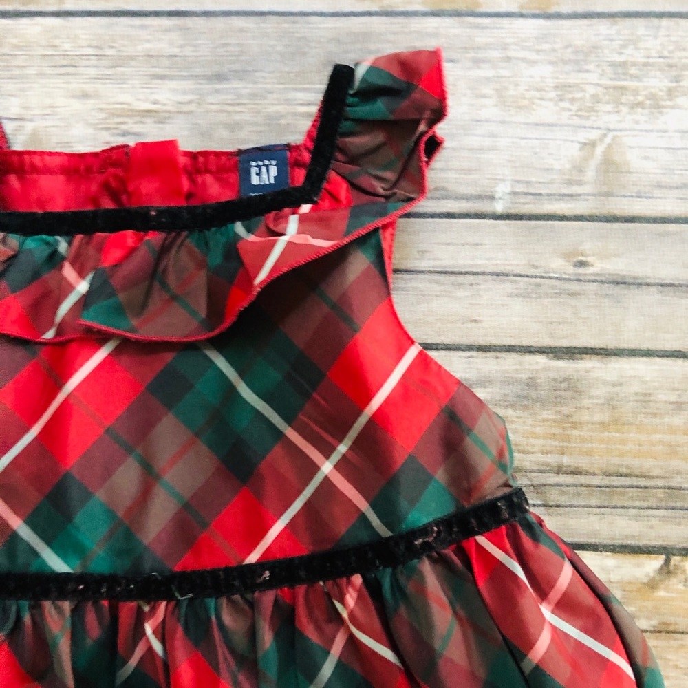 Girls pretty holiday dress! 5 years - Picture 2 of 6